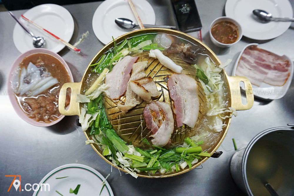 พลาญชัย หมูกระทะ บาร์บีคิว ต.รวมโชค
