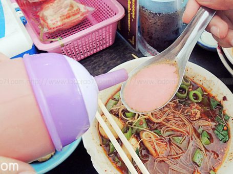 ก๋วยเตี๋ยวเรือลอยลำ อร่อยที่สุดในโลก