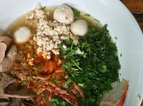 ก๋วยเตี๋ยวสุโขทัยหม้อดิน