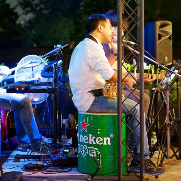 ร้านนั่งชิว