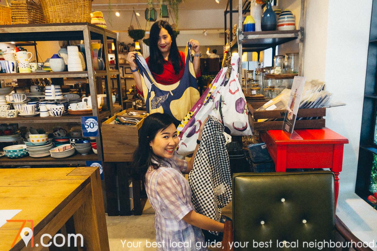 เลือกซื้อของตกแต่งบ้าน